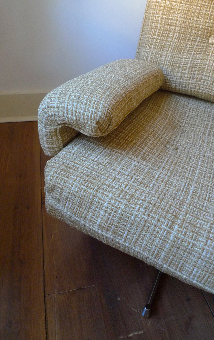 HK ’KOHINOOR’ 2 SEAT SOFA by HOWARD KEITH