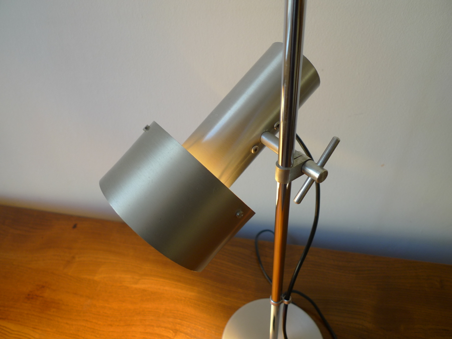 Retro Adjustable Spot Light Table Lamp