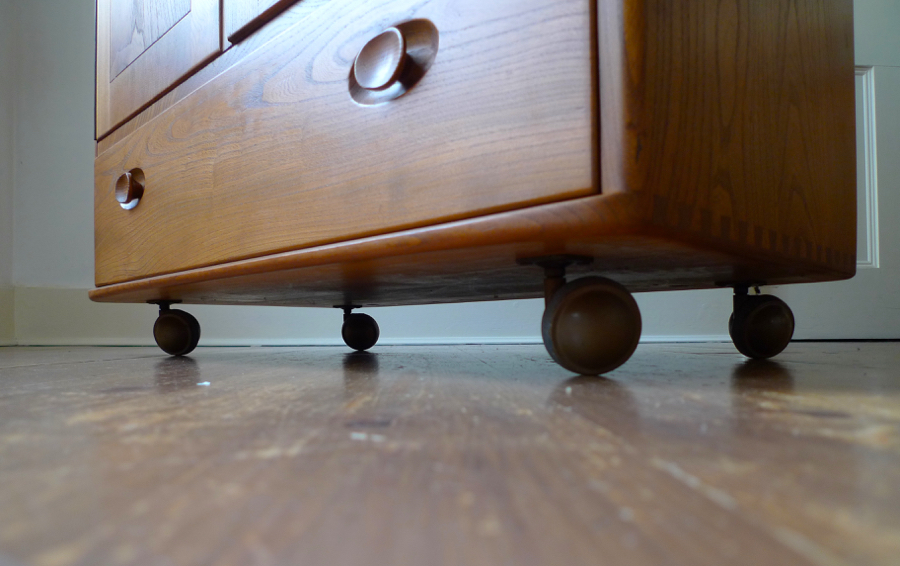 Ercol Winsor Highboard