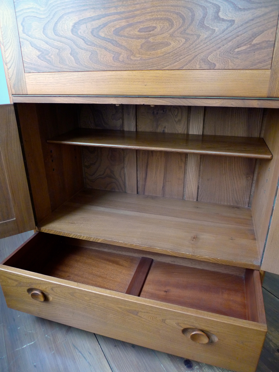 Ercol Winsor Highboard