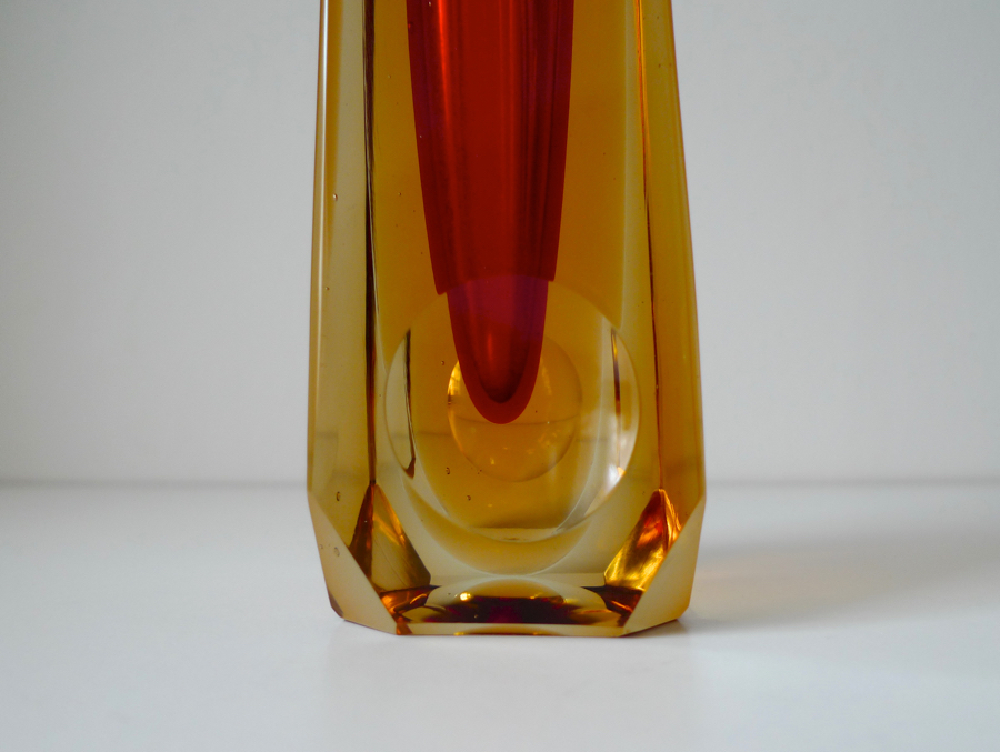 ADOLF MATURA vase for NOVÝ BOR glassworks, 1958. Bohemia / Czechoslavakia \ placecalledspace