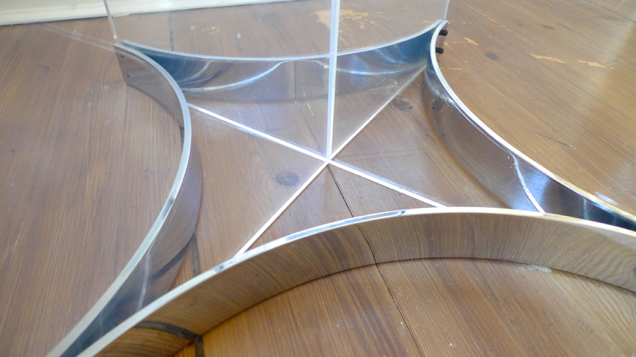 ALESSANDRO ALBRIZZI LUCITE & CHROME COCKTAIL TABLE 1960/70’s