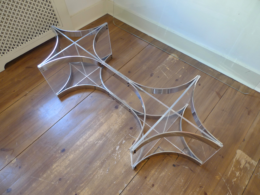 ALESSANDRO ALBRIZZI LUCITE & CHROME COCKTAIL TABLE 1960/70’s