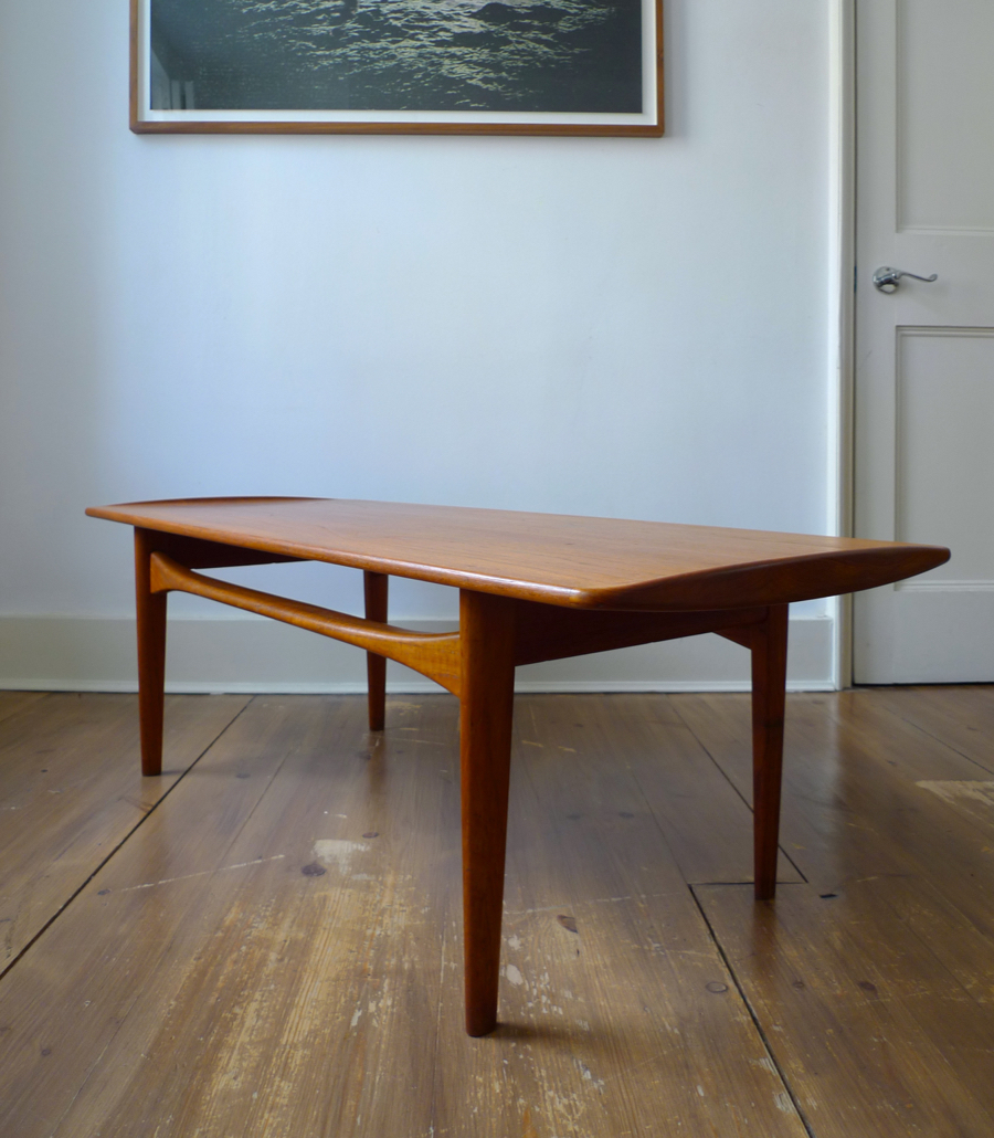 FD503 - Tove & Edvard Kindt-Larsen Coffee Table for France & Søn, Danish