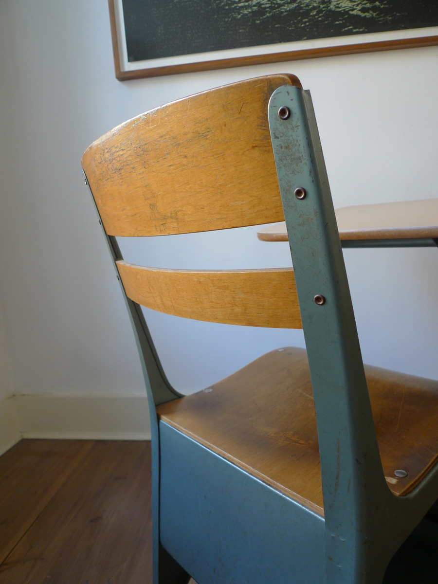 VINTAGE 50s “CRUSADER” CHAIR DESK by AMERICAN SEATING Co.
