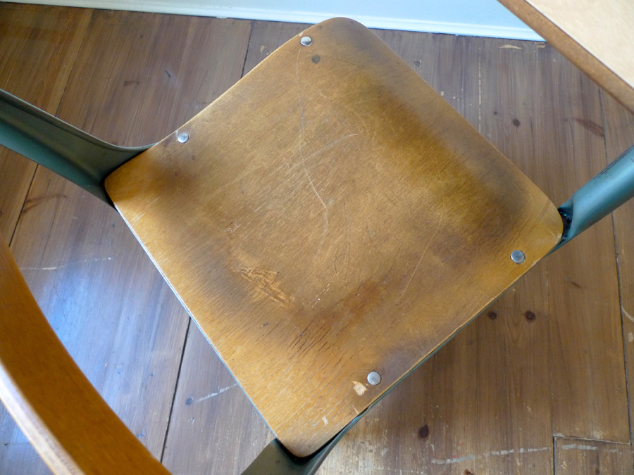 VINTAGE 50s “CRUSADER” CHAIR DESK by AMERICAN SEATING Co.
