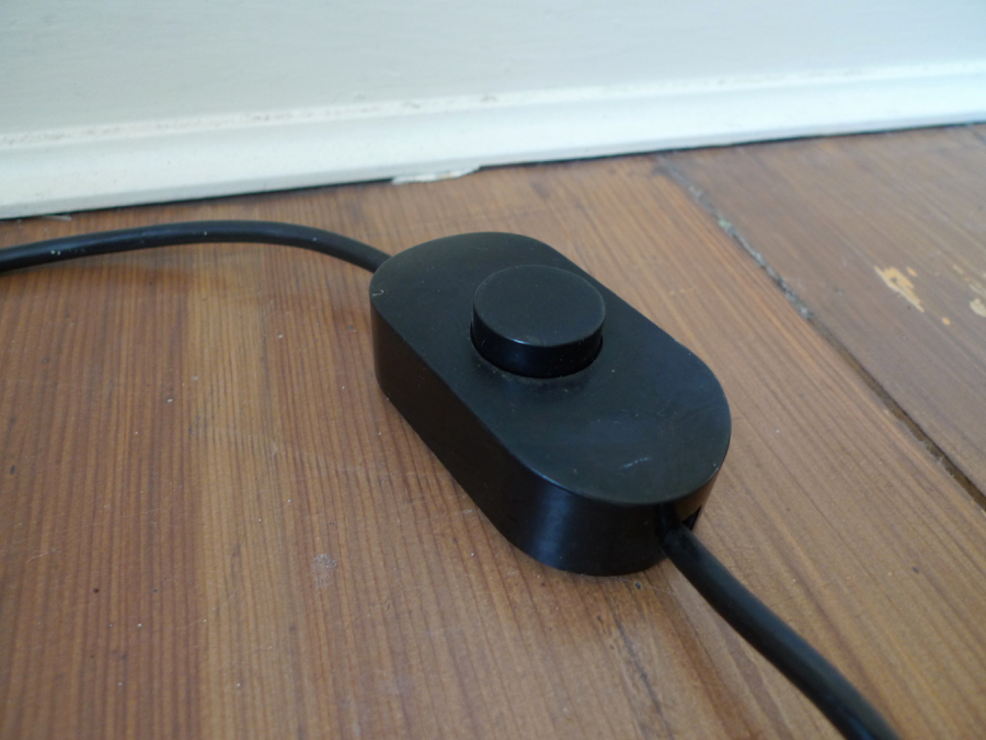 Harvey Guzzini Bud shaped standard floor uplighter lamp, 1960s, 70s