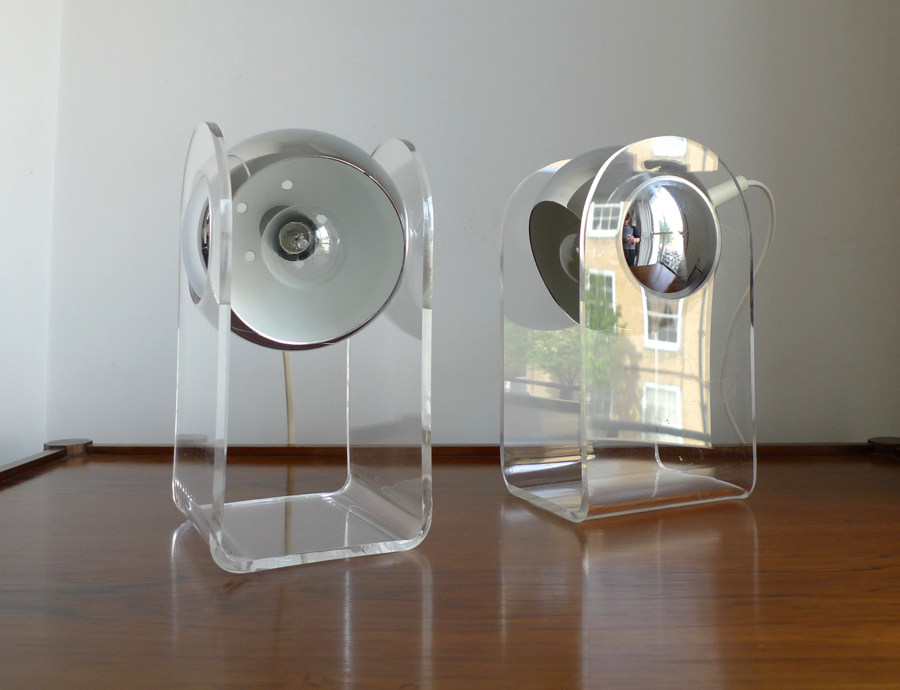 PAIR of ICONIC GINO SARFATTI MODEL 540 TABLE LAMPS, ARTELUCE, 1968