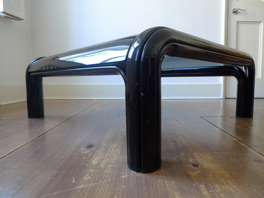 VINTAGE GAE AULENTI COFFEE TABLE for KNOLL INTERNATIONAL, 1975