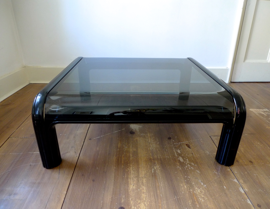 VINTAGE GAE AULENTI COFFEE TABLE for KNOLL INTERNATIONAL, 1975
