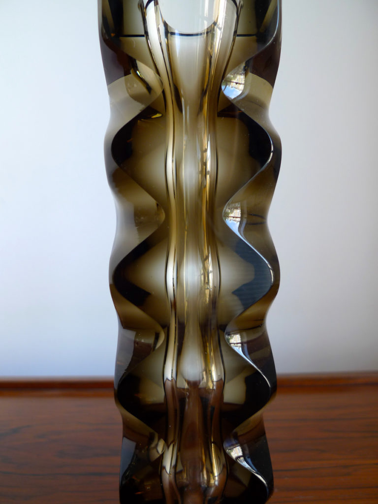 OLDRICH LIPSKY EXBOR SIGNED 1960'S FACETTED CUT GLASS VASE Czech
