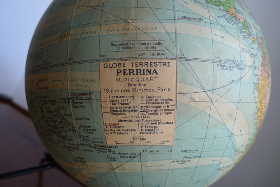 Vintage Perrina Illuminated French Glass Globe Lamp, c. 1950s