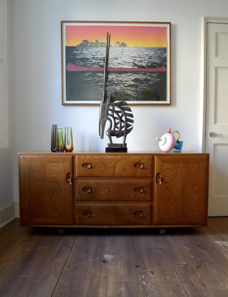 VINTAGE EARLY BLUE LABEL ERCOL WINDSOR MODEL 455 ELM SIDEBOARD 1960s