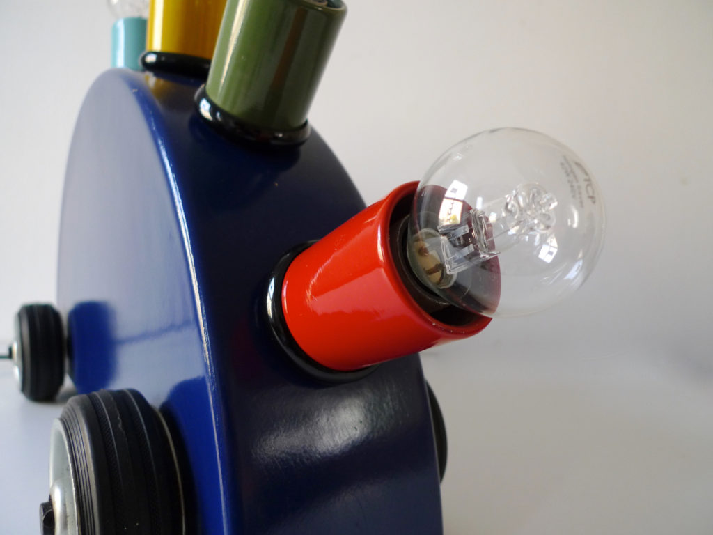 Martine Bedin "Super" Lamp by Memphis Group, 1981 - Sottsass Zanini Era