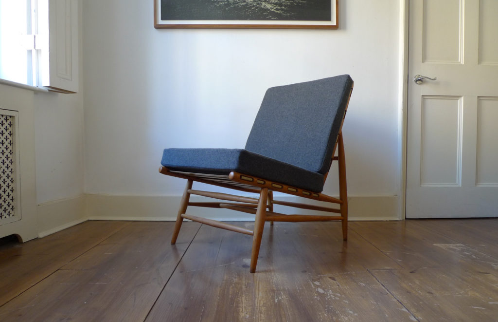 Ercol 1st Generation Model 427 “EASY CHAIR”, 1950s