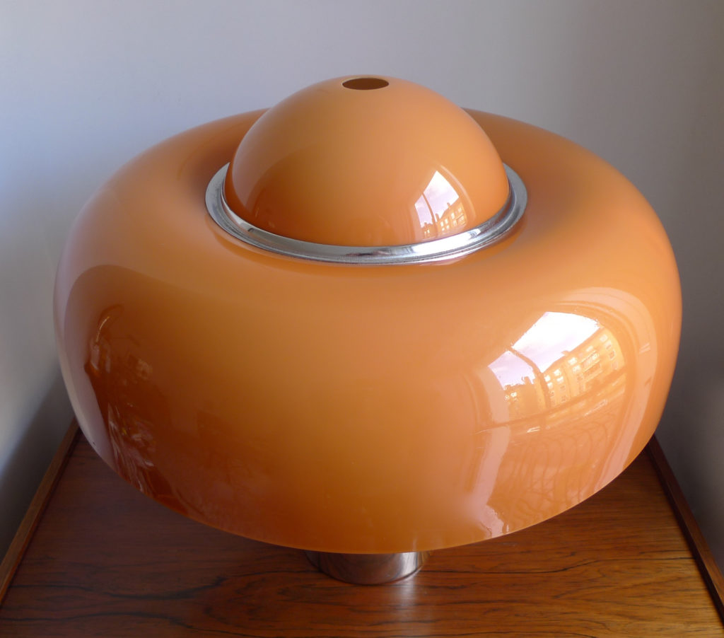 Harvey Guzzini 'BRUMBURY' Lamp by Luigi Massoni, 1969