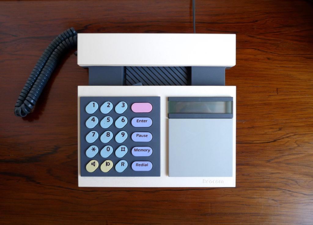Postmodern Bang & Olufsen "Beocom 2000" Telephone by Henrik Sørig Thomsen, 1986