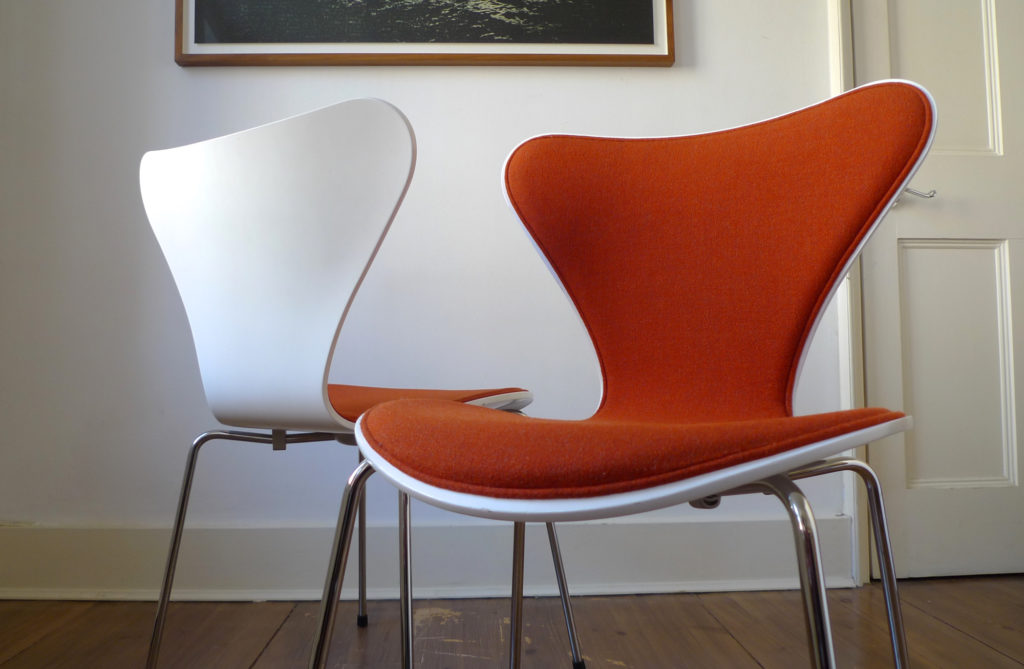 Set Of 4 Arne Jacobsen Series 7 Chairs For Fritz Hansen