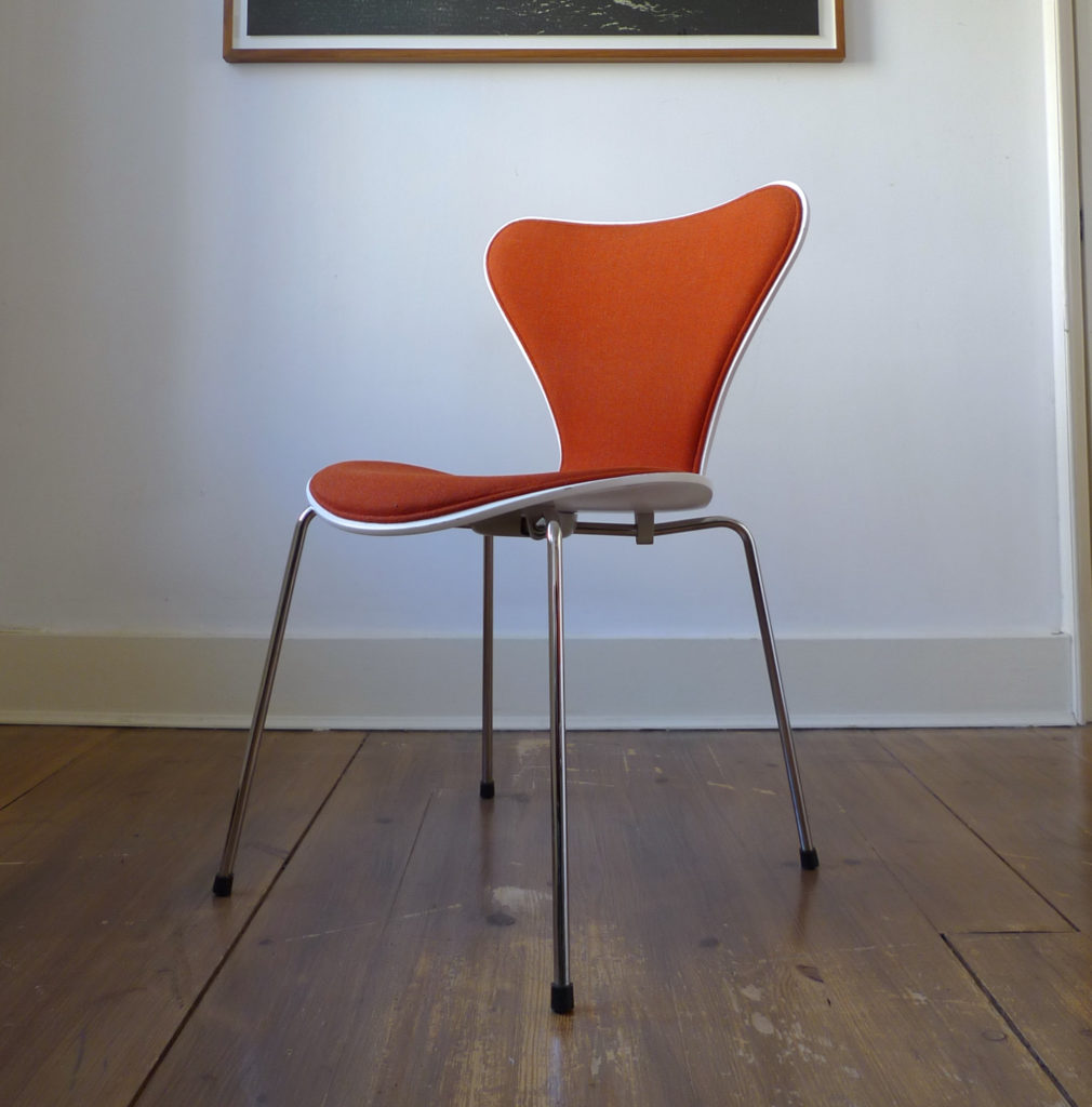 Set Of 4 Arne Jacobsen Series 7 Chairs For Fritz Hansen