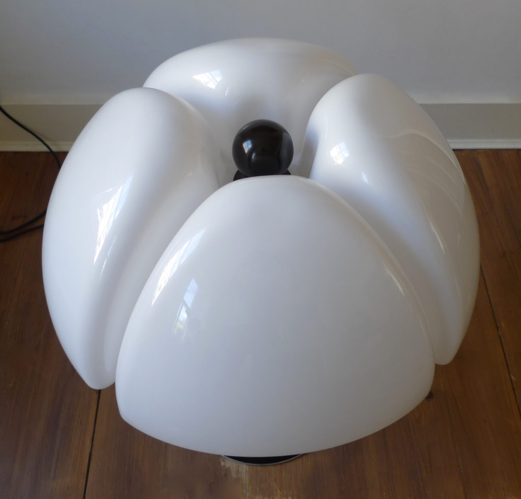 Rare Early Gae Aulenti "Pipistrello" Lamp for Martinelli Luce, Italy 1965