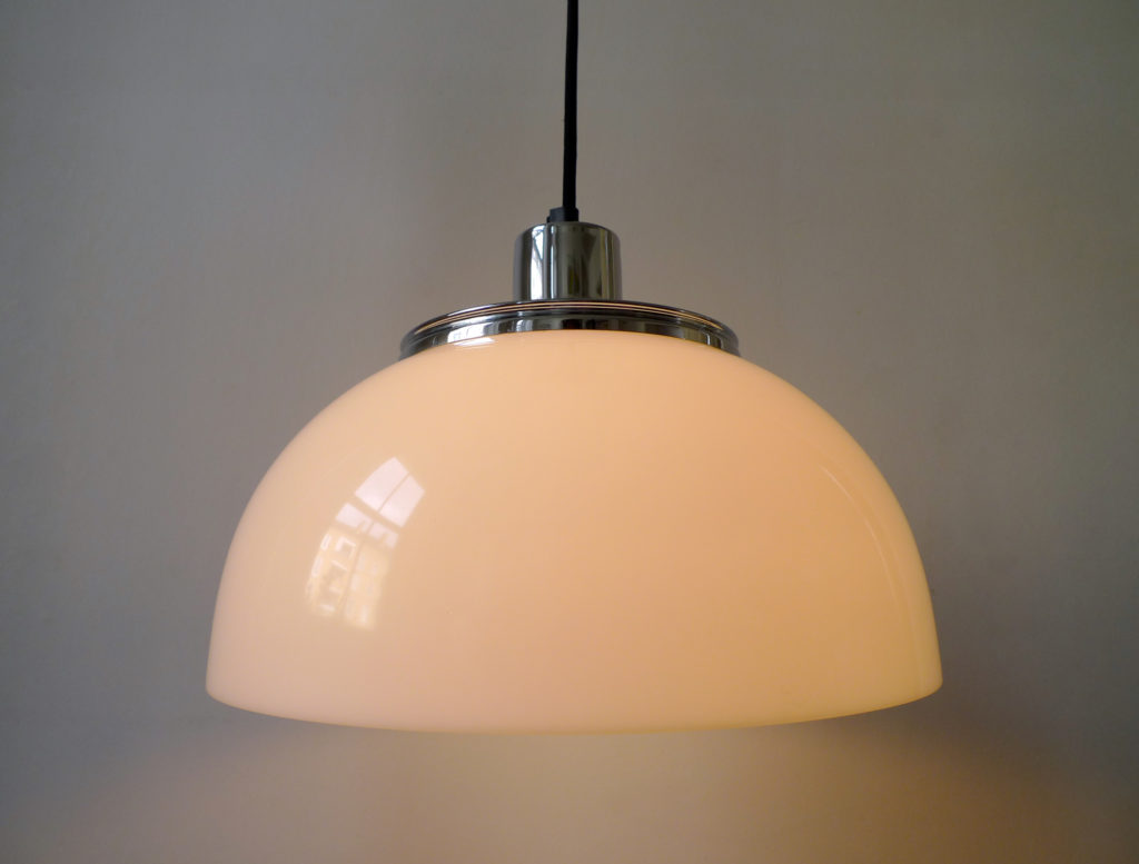 Harvey Guzzini "2240" White Pendant Ceiling Light, 1970s