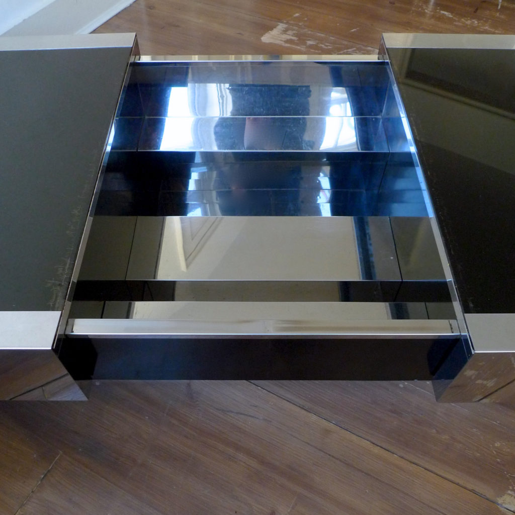 Rare Vintage Willy Rizzo Extendable Coffee Table Dry Bar for Cidue, Italy 1975