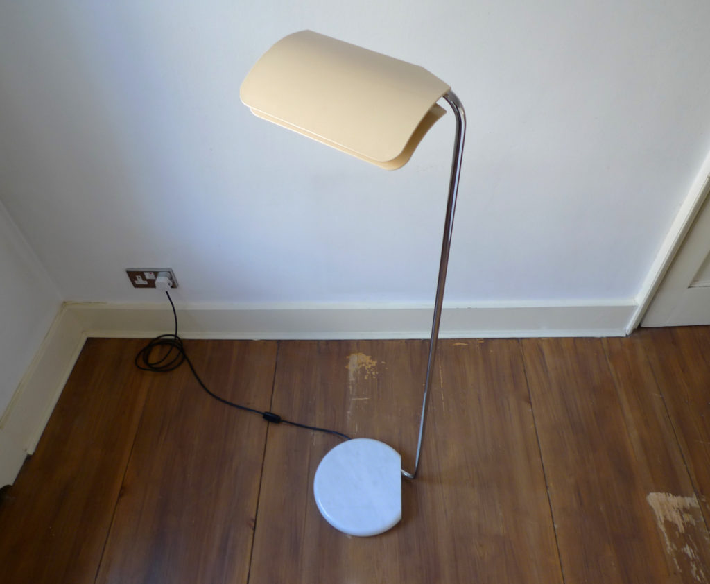 Bruno Gecchelin "Tegola" Floor Lamp for Skipper & Pollux, Italy 1970s
