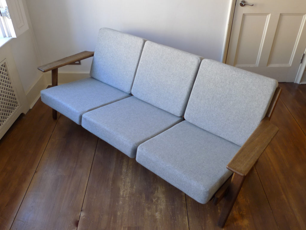 Iconic Hans J. Wegner Model GE290 3 Seater Sofa by Getama, Danish 1950s
