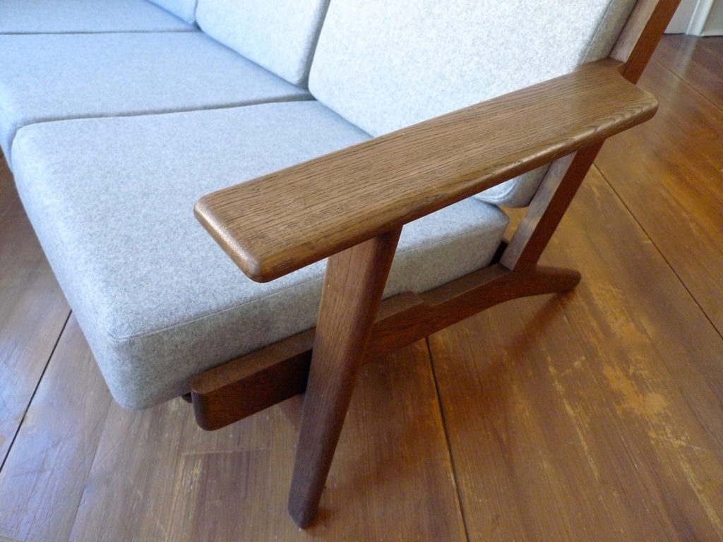 Iconic Hans J. Wegner Model GE290 3 Seater Sofa by Getama, Danish 1950s
