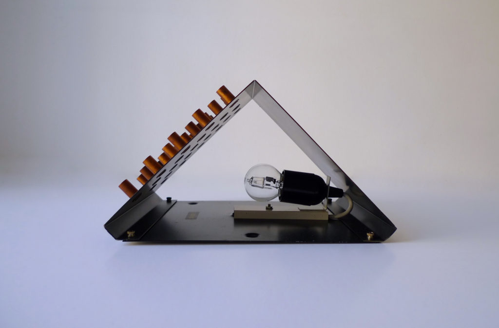 A fabulous pair of "Clair-Obscur" (model C-1516) wall lights / sconces by Dutch lighting creator RAAK Amsterdam, dating from the 1960s.