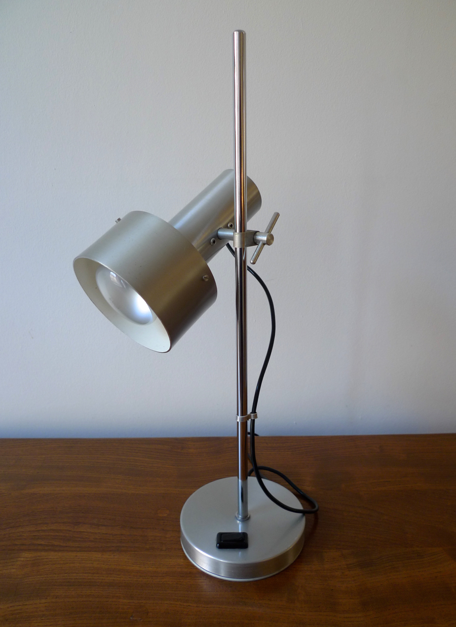 Retro Adjustable Spot Light Table Lamp