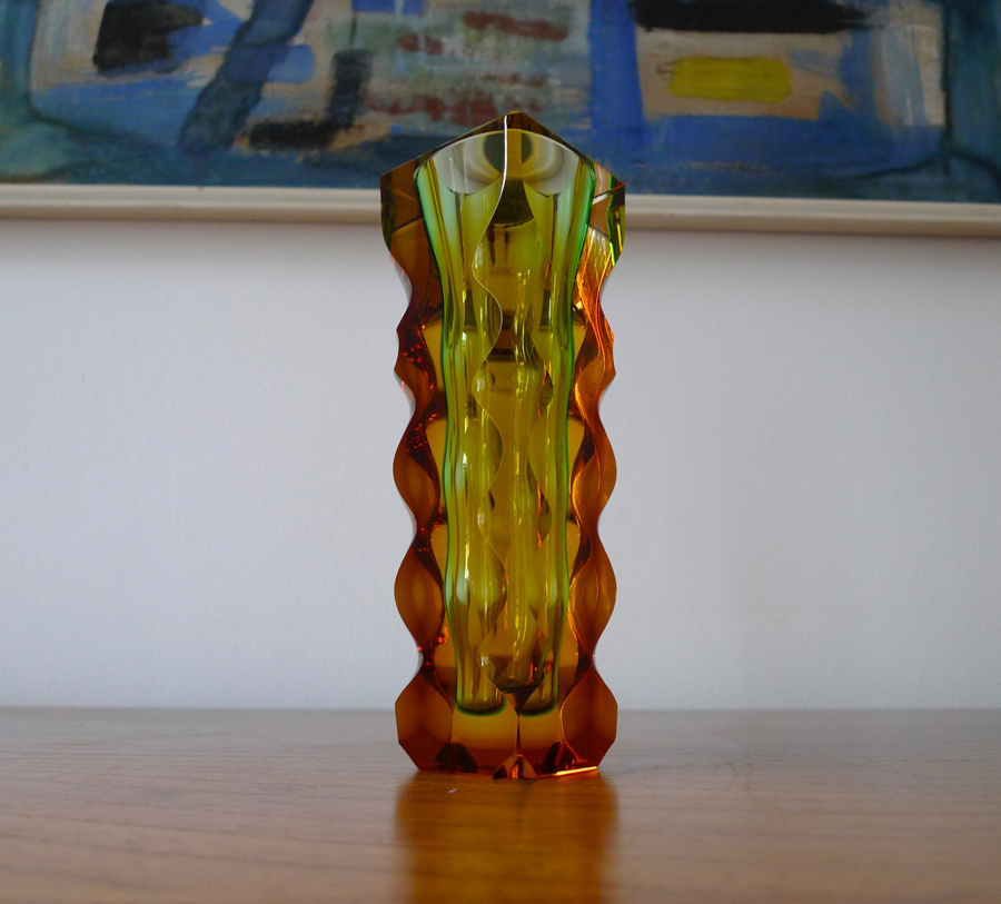 OLDRICH LIPSKY EXBOR FACETTED CUT GLASS VASE Czechoslovakia | placecalledspace